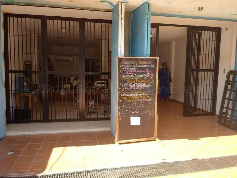 Comercial (Local Comercial) en Venta en Pariata, Vargas