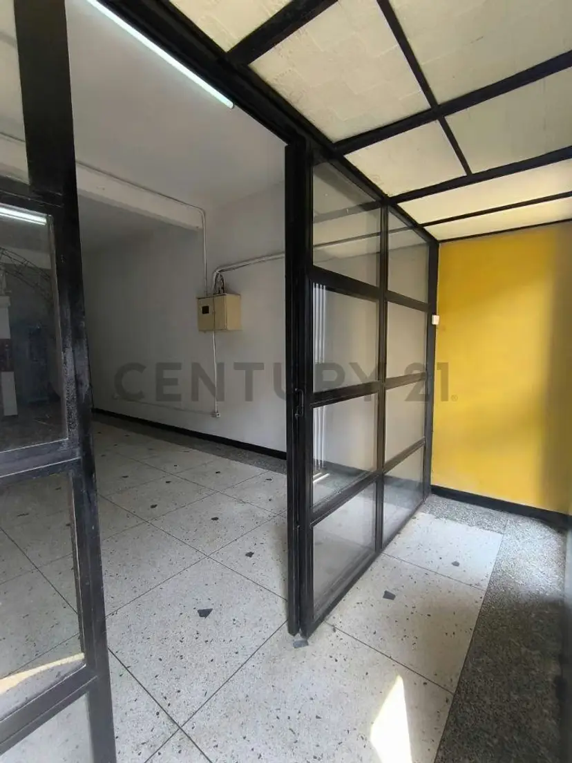 Local comercial casco central de Barcelona