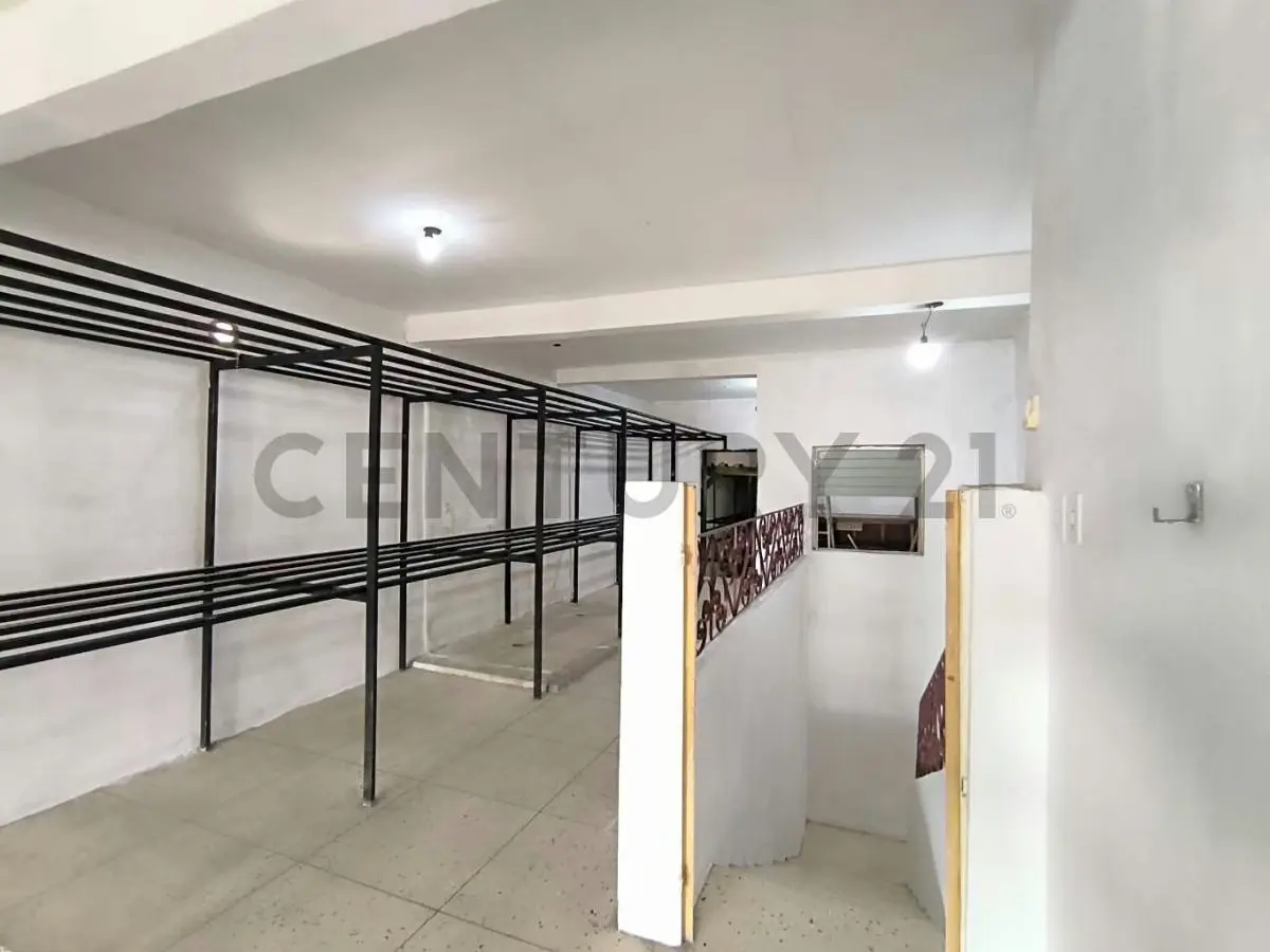 Local comercial casco central de Barcelona - 7