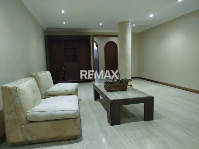En Venta Edificio y Casa en Parcela de 2.547m2 en La Floresta - 17