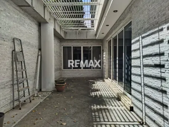En Venta Edificio y Casa en Parcela de 2.547m2 en La Floresta - 18