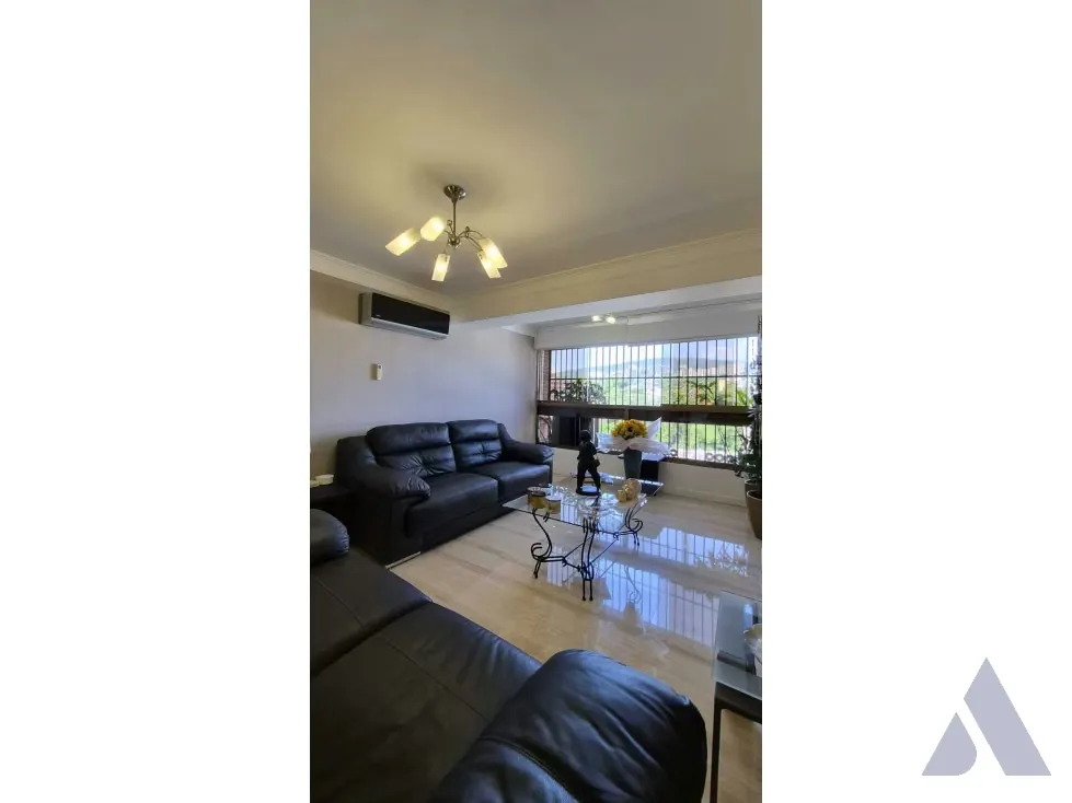 Se vende apartamento 120m2 Parque Prado 6169
