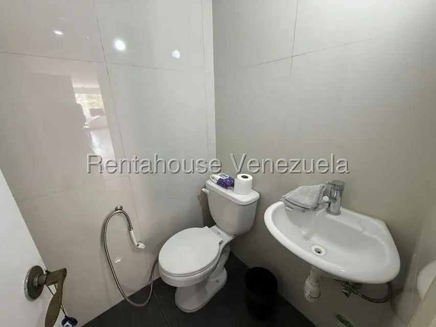 Apartamento (1 Nivel) en Venta en El Cigarral, Distrito Metropolitano - 21