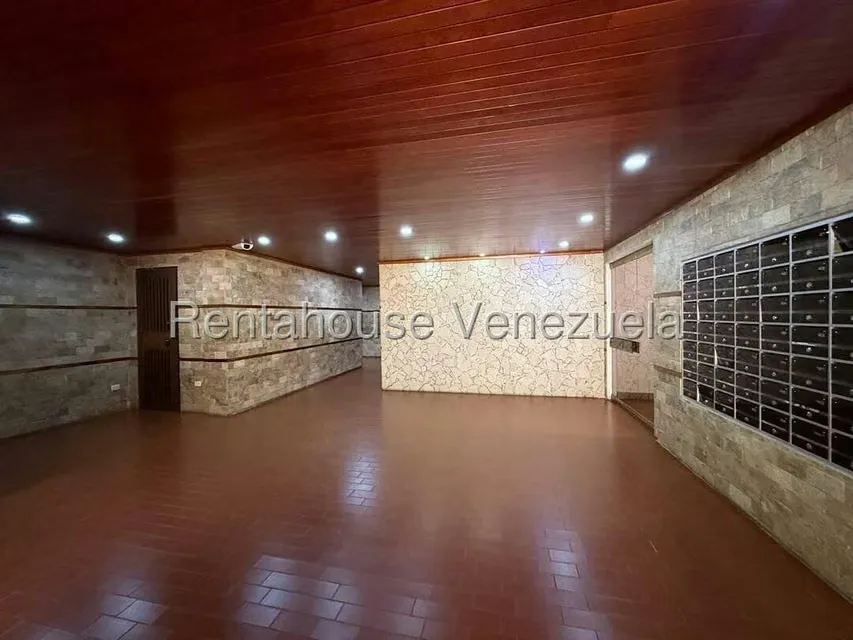 Apartamento (1 Nivel) en Venta en El Cigarral, Distrito Metropolitano - 28