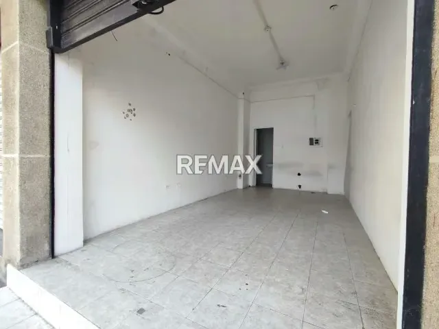 VENDE LOCAL COMERCIAL EN TUCACAS DE 40M2 EN PLENO CASCO CENTRAL - 16
