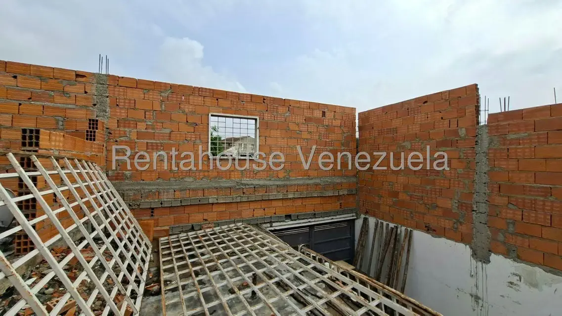 Local Comercial en Venta en Zona Oeste, Lara - 28