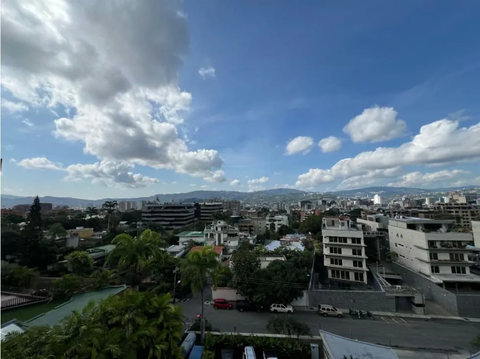Se vende PH duplex 625m2 7H+S/6B/6P Los Palos Grandes - 19