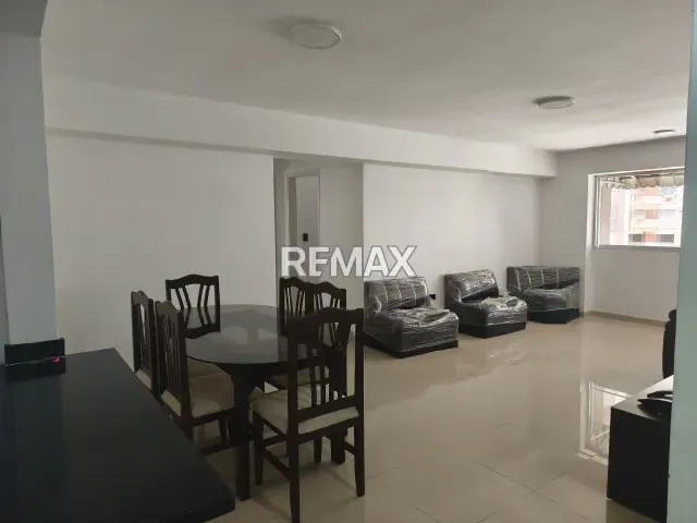 HERMOSO Y AMPLIO APARTAMENTO EN ALQUILER EN LOS RUICES - 3
