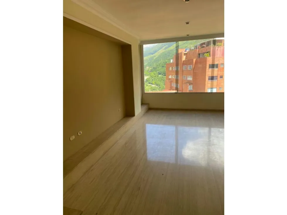 Vendo penthouse 450m2 10h/9b/5p Urbanización Miranda 8432 - 6