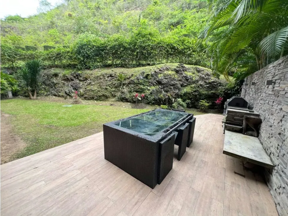 Se vende apartamento 272m2 La Alameda 9854 - 3