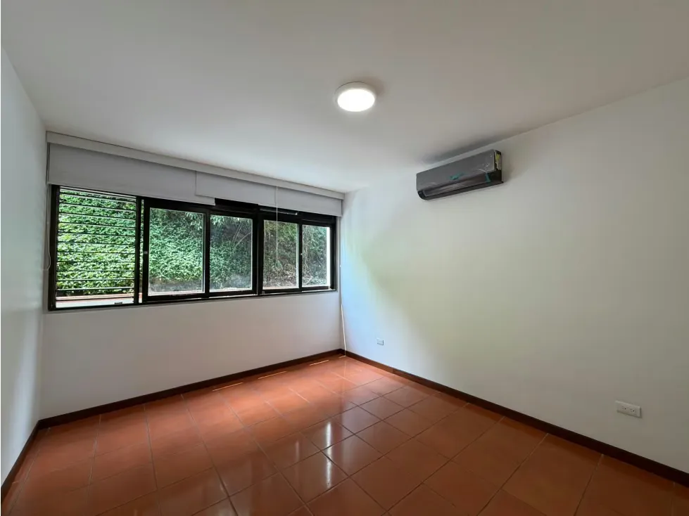 Se alquila Apto 165m² 3h+s/2b+s/2p Lomas de Chuao - 6