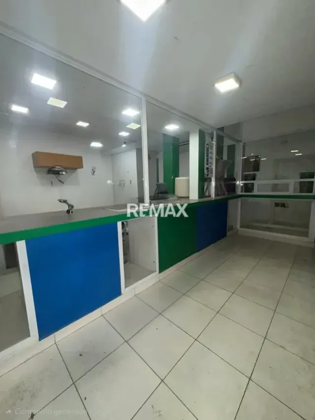 Edificio en alquiler con local, apartamento y estacionamiento en alquiler antigua farmacia - 20