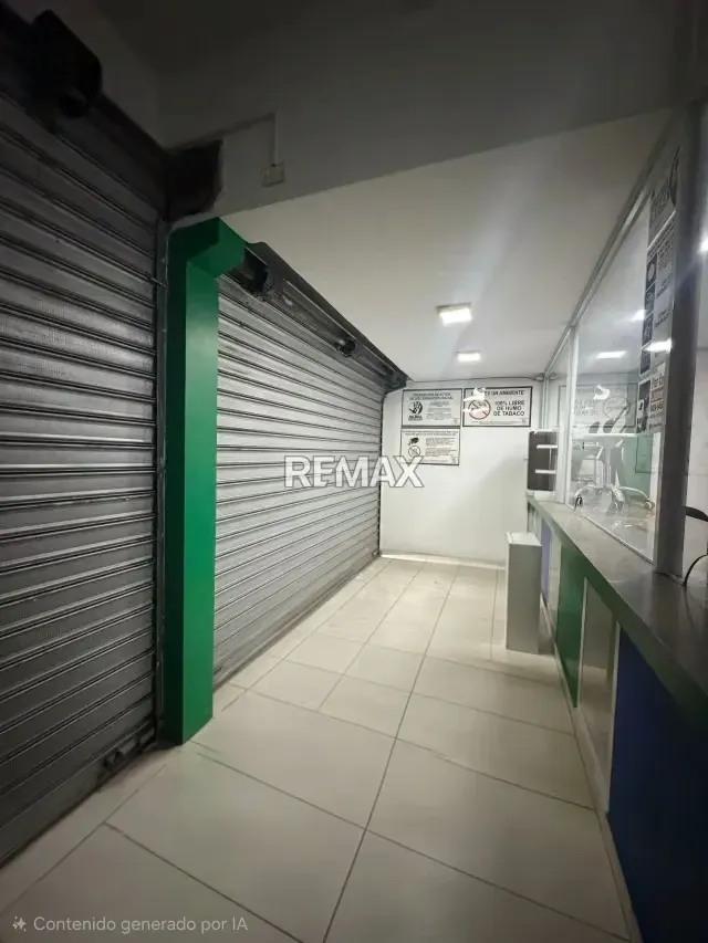 Edificio en alquiler con local, apartamento y estacionamiento en alquiler antigua farmacia - 4