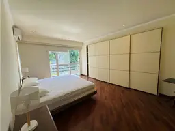 View 10