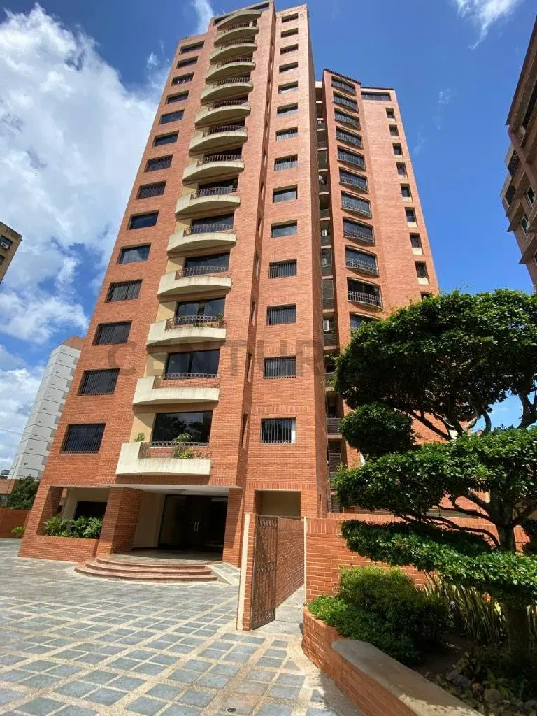 Apartamento en Alquiler Portal del Country