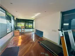 View 32