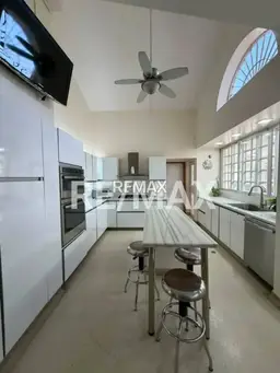 Vista 16