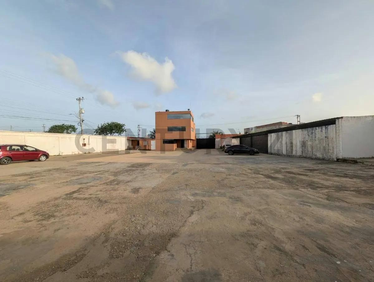 GALPON EQUIPADO INDUSTRIAL EN PORLAMAR ISLA DE MARGARITA - 3