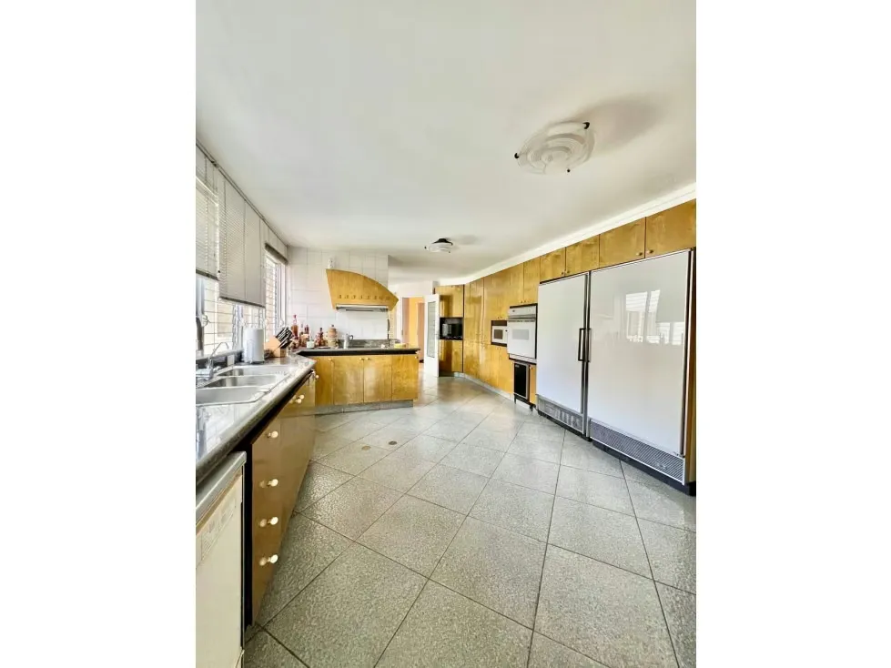 Apartamento PH en Venta en Colinas de Valle Arriba 3H+S/ 5B/ 5P/ 3M - 20
