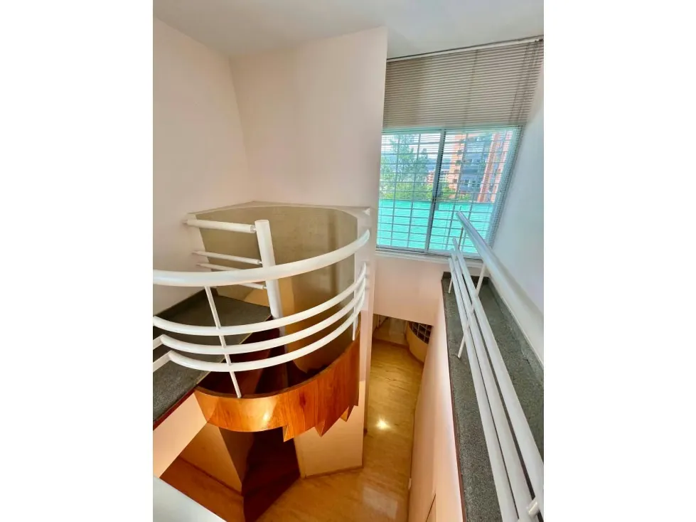 Apartamento PH en Venta en Colinas de Valle Arriba 3H+S/ 5B/ 5P/ 3M - 47