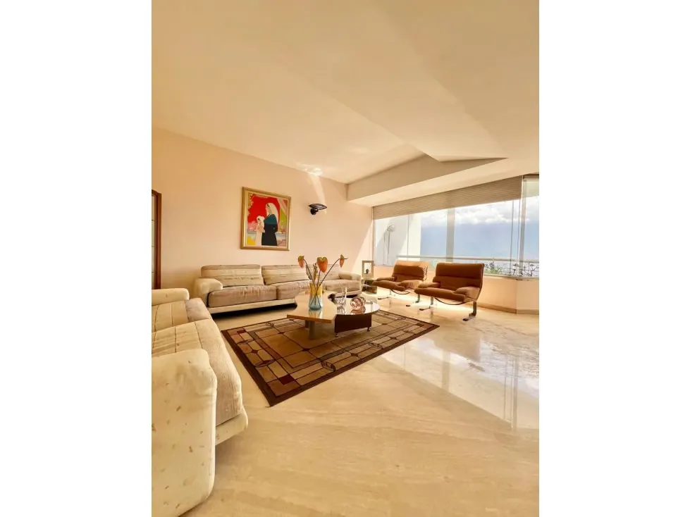Apartamento PH en Venta en Colinas de Valle Arriba 3H+S/ 5B/ 5P/ 3M - 6
