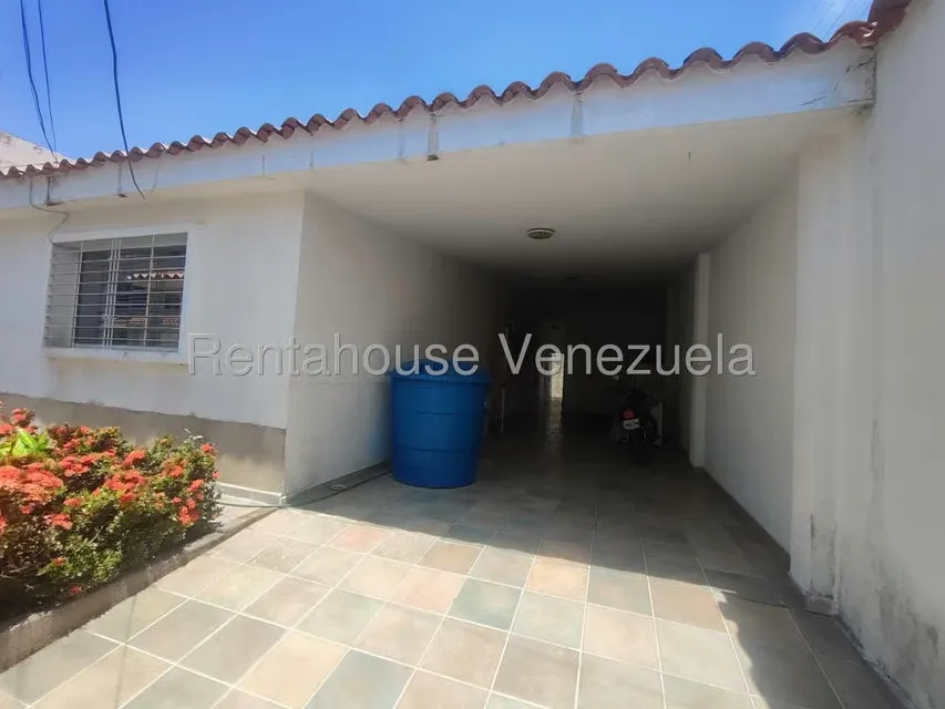 Casa (Contemporaneo) en Venta en Las Amazonas, Aragua - 8