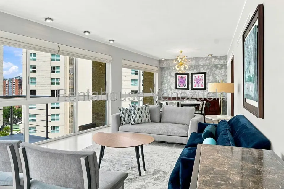 Apartamento (1 Nivel) en Alquiler en Las Mesetas de Santa Rosa de Lima, Distrito Metropolitano - 3