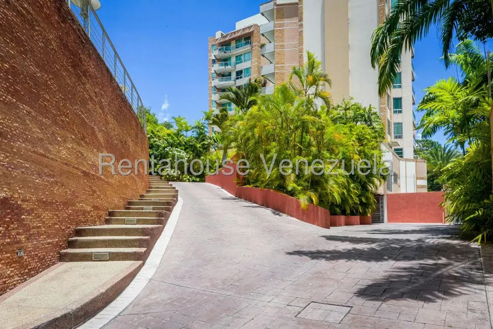 Apartamento (1 Nivel) en Alquiler en Las Mesetas de Santa Rosa de Lima, Distrito Metropolitano - 34