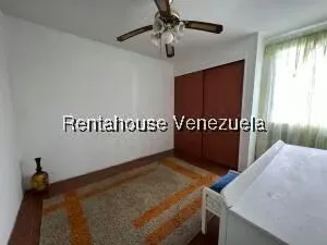 Apartamento (1 Nivel) en Alquiler en Centro, Aragua - 15