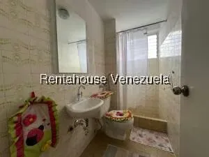 Apartamento (1 Nivel) en Alquiler en Centro, Aragua - 17