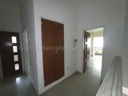 View 32