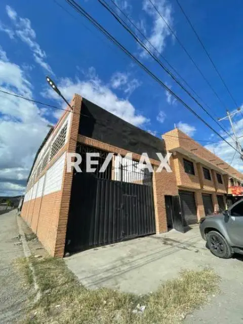 GALPON EN ALQUILER UBICADO EN LA AVENIDA FLORENCIO GIMENEZ