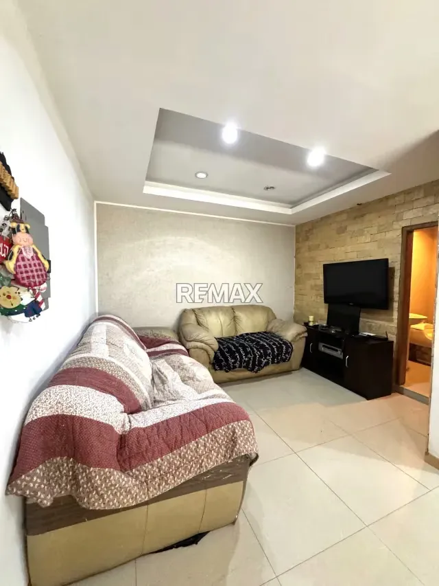 Se Ofrece en Venta Apartamento ubicado en Residencias Mikaela en Nueva Barcelona - 4
