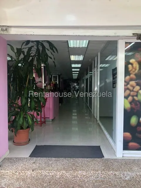 Local Comercial en Alquiler en Santa Marta, Distrito Metropolitano - 2