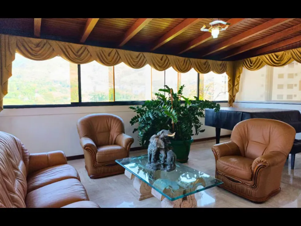 Venta de PH, Urb Los Chorros, 502mt2,5H,6B,7E 26-11 - 11
