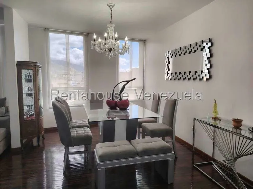 Apartamento (1 Nivel) en Alquiler en La Florida, Distrito Metropolitano - 5
