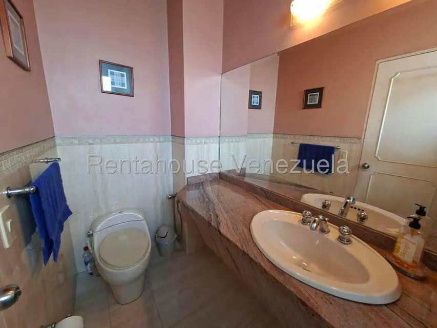 Apartamento (Duplex) en Venta en Terrazas del Avila, Distrito Metropolitano - 25