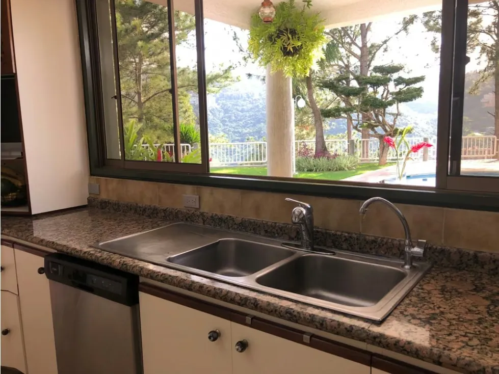 Se vende casa 660m2 El Cafetal 5753 - 8