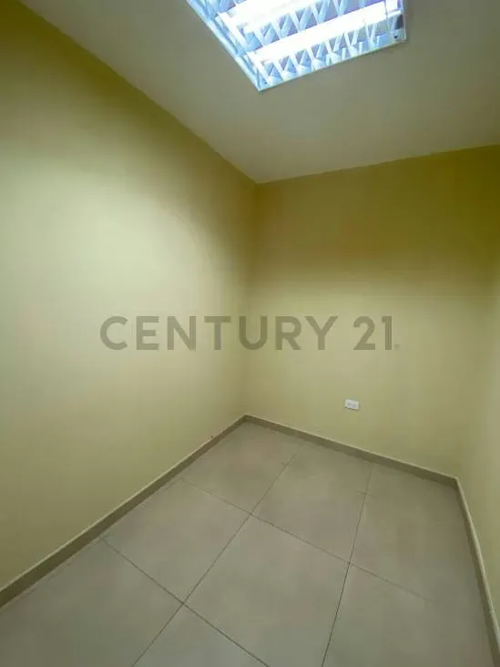 Alquiler de Oficina en sector Dr portillo - 6