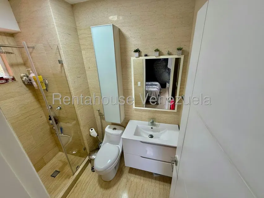 Apartamento (1 Nivel) en Venta en Los Pomelos, Distrito Metropolitano - 13