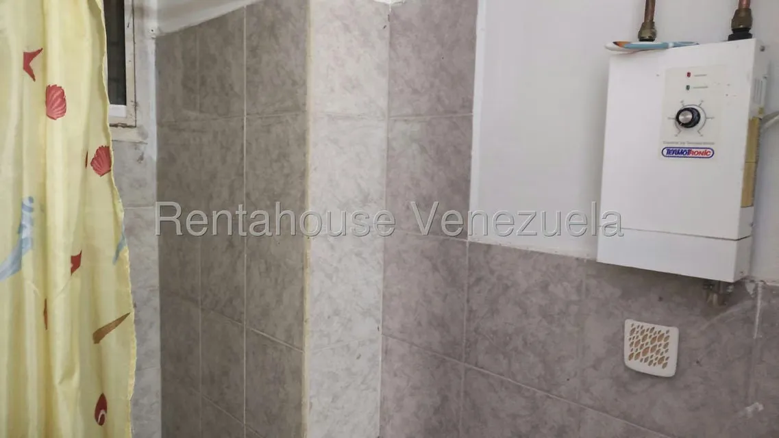Apartamento (1 Nivel) en Venta en Miravila, Distrito Metropolitano - 24
