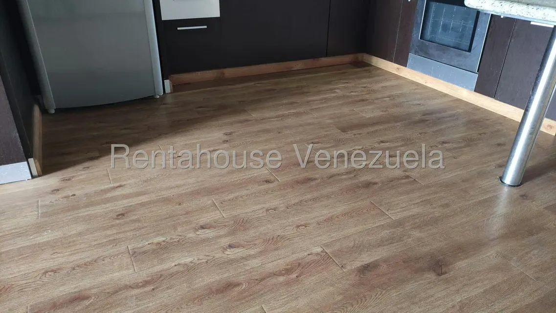 Apartamento (1 Nivel) en Venta en Miravila, Distrito Metropolitano - 4
