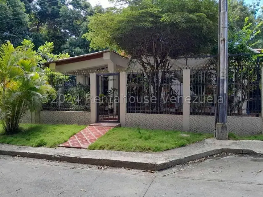 Casa (1 Nivel) en Venta en Sector Tres Picos, Sucre - 2
