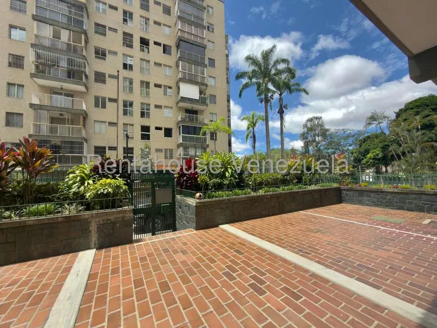 Apartamento (1 Nivel) en Venta en La Boyera, Distrito Metropolitano - 2