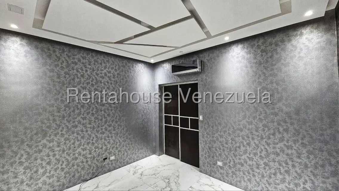 Casa (Multipes Niveles) en Venta en El Paraiso, Distrito Metropolitano - 17
