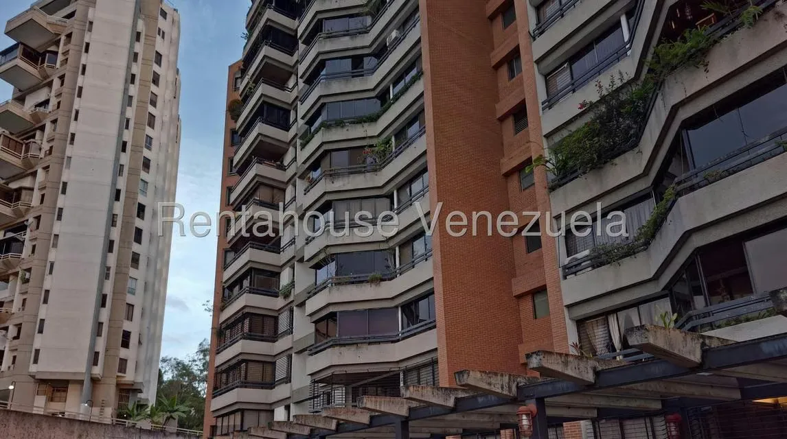 Apartamento (1 Nivel) en Venta en Los Naranjos del Cafetal, Distrito Metropolitano - 2