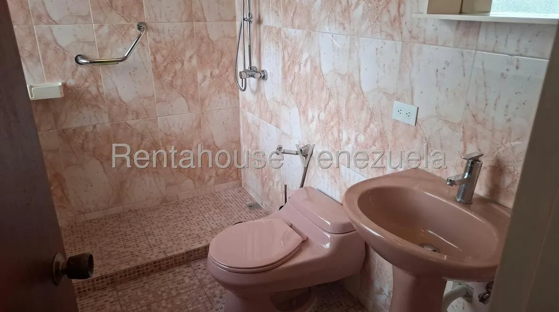 Apartamento (1 Nivel) en Venta en Los Naranjos del Cafetal, Distrito Metropolitano - 9