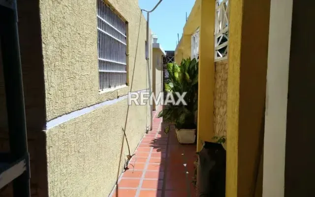EXCLUSIVA CASA QUINTA CON POTENCIAL RESIDENCIAL Y COMERCIAL, Amparo, La limpia, Maracaibo - 4