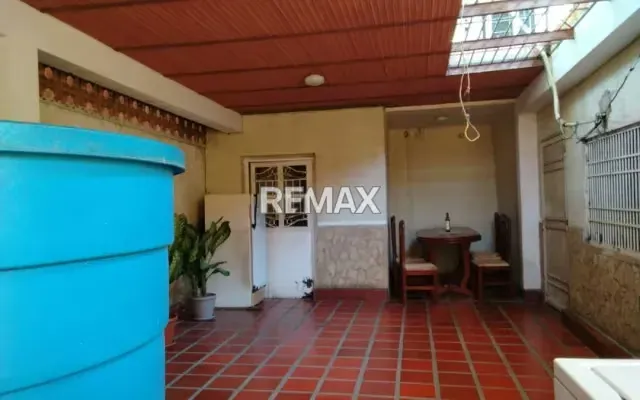 EXCLUSIVA CASA QUINTA CON POTENCIAL RESIDENCIAL Y COMERCIAL, Amparo, La limpia, Maracaibo - 5