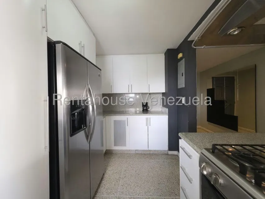 Apartamento (1 Nivel) en Alquiler en Altamira, Distrito Metropolitano - 14